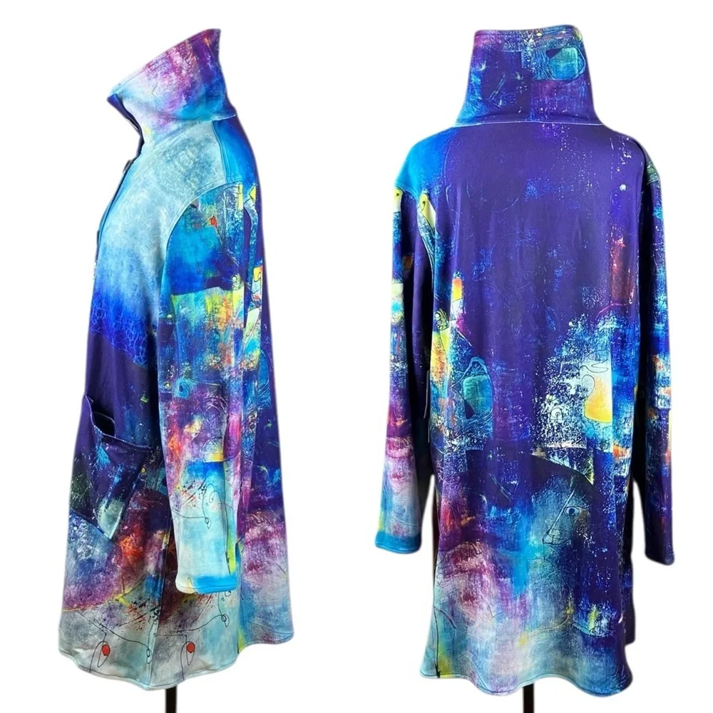 UbU REVERSIBLE Abstract Long Jacket Art To Wear Stretch Knit NWT